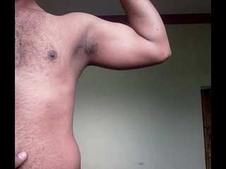 Muscle guy playing with body cock come to see